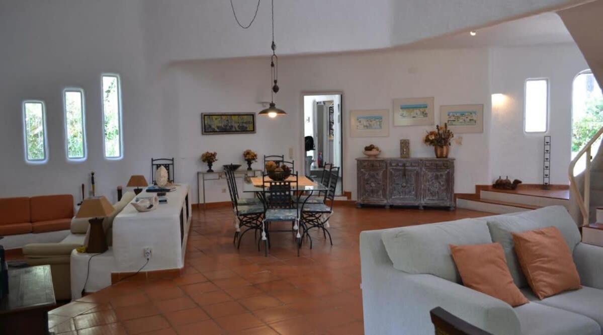 Villa Pinhal- Beautiful Villa Located In Quiet Area Quarteira Extérieur photo